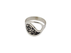 Серебряное кольцо «Каприз»